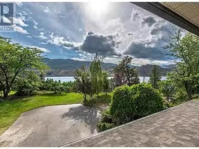 House for sale in Okanagan Falls, British Columbia