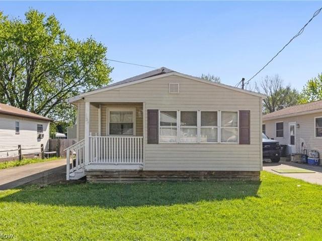 House for sale in Summit, Ohio