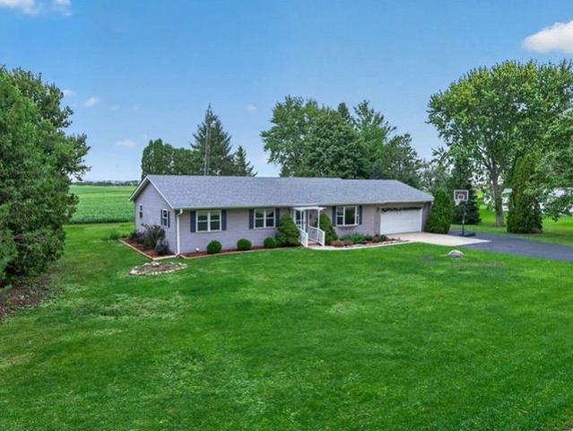 House for sale in Lee, DeKalb County