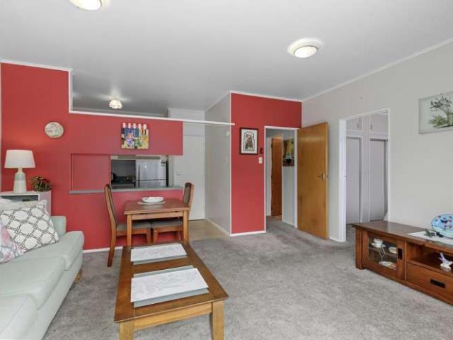 Apartment for sale in Days Bay, Wellington
