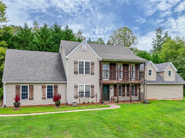 House for sale in Six Mile Run, South Carolina