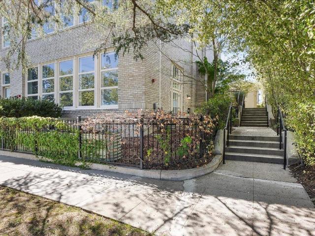 Townhouse for sale in Petaluma, California