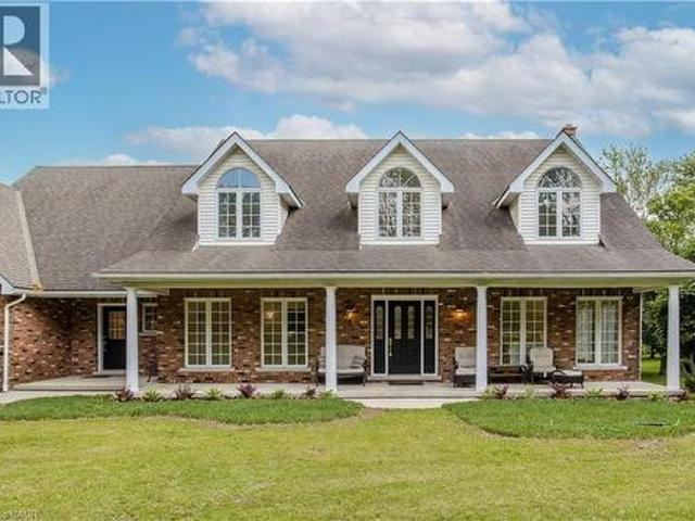 House for sale in Caledonia, Ontario