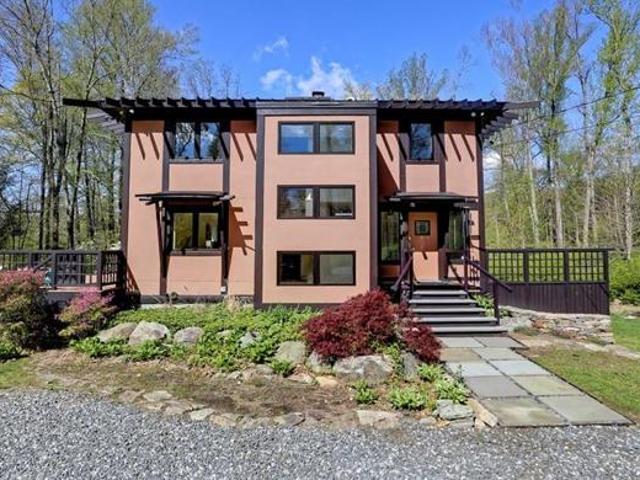 House for sale in Bethany, Connecticut