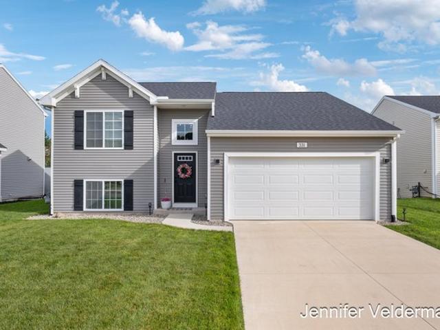 House for sale in Cedar Springs, Michigan