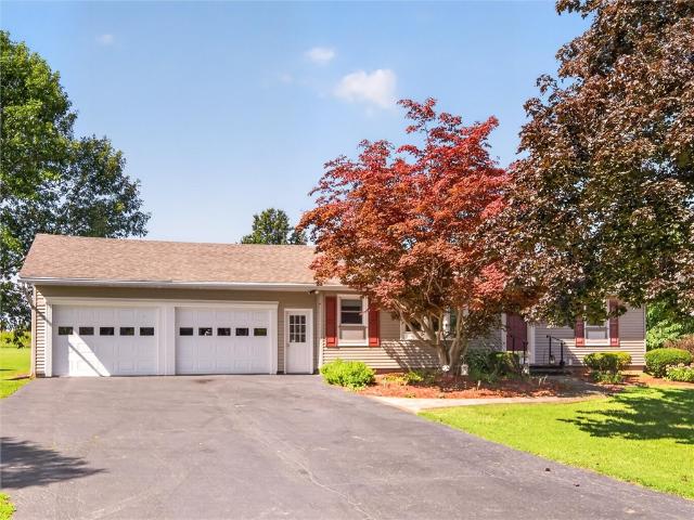House for sale in Hilton, New York