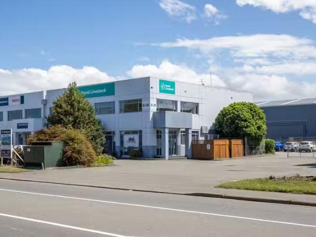 House for sale in Chaslands, Canterbury