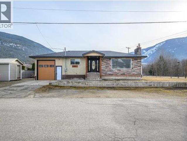House for sale in Revelstoke, British Columbia