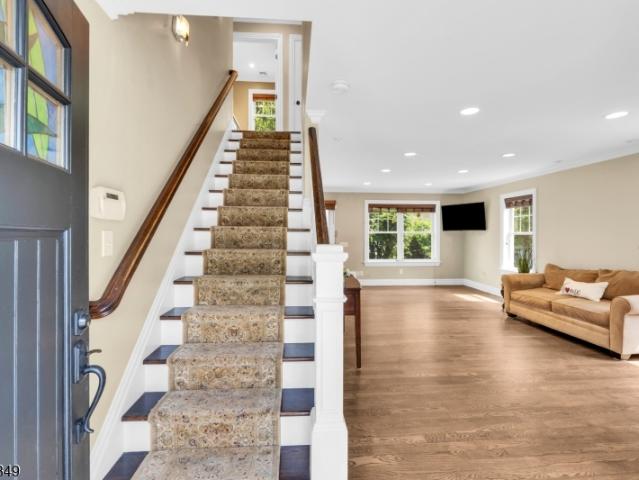 House for sale in Cranford, New Jersey
