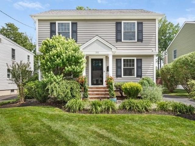 House for sale in Cranford, New Jersey