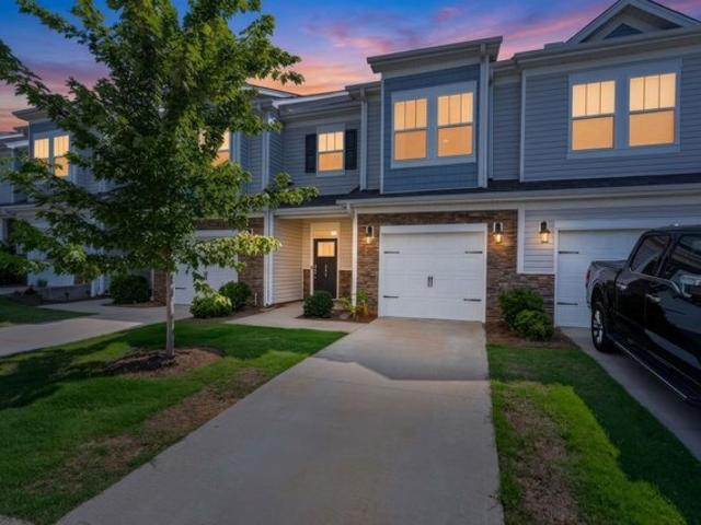 Townhouse for sale in Greer, South Carolina