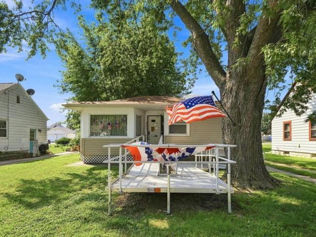 House for sale in Davenport, Iowa