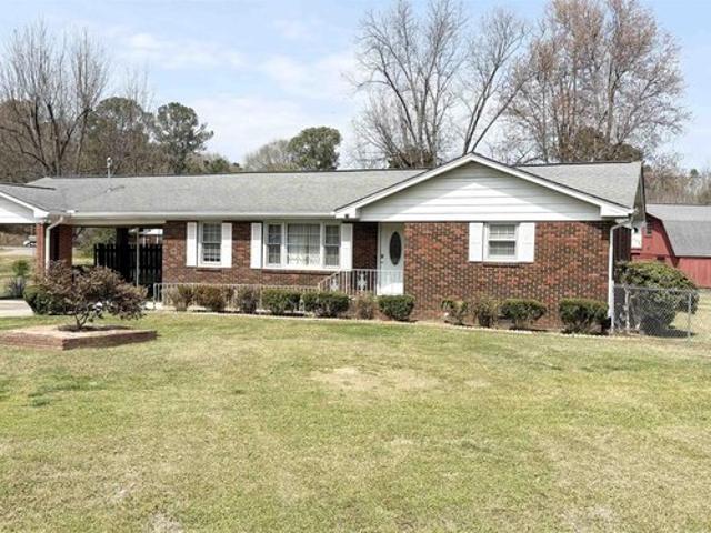 House for sale in Anniston, Alabama