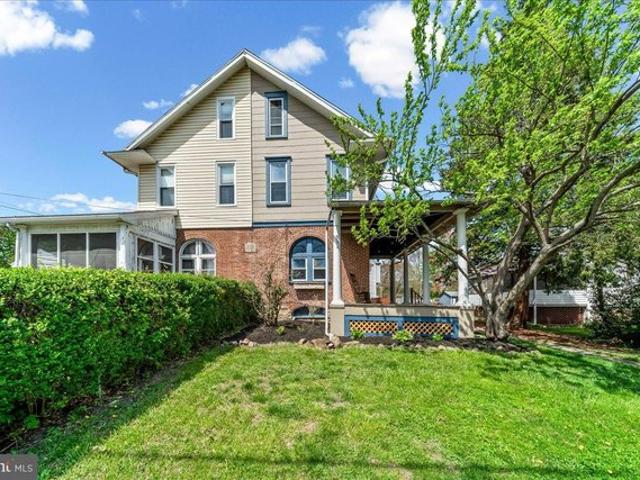 Townhouse for sale in Delco, Pennsylvania