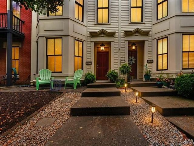 Townhouse for sale in Saint Charles, Missouri