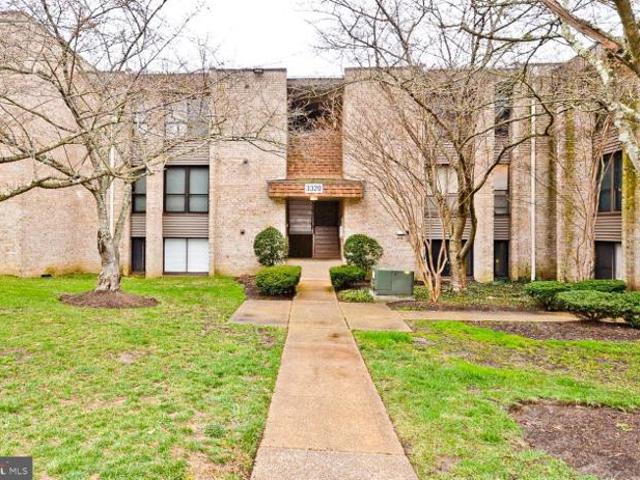 Condo for sale in Camp Springs, Maryland
