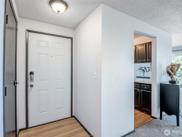 Condo for sale in Bremerton