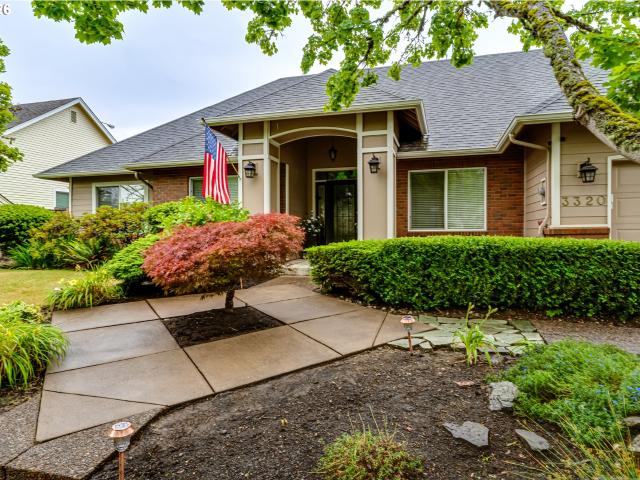 House for sale in Oregonia