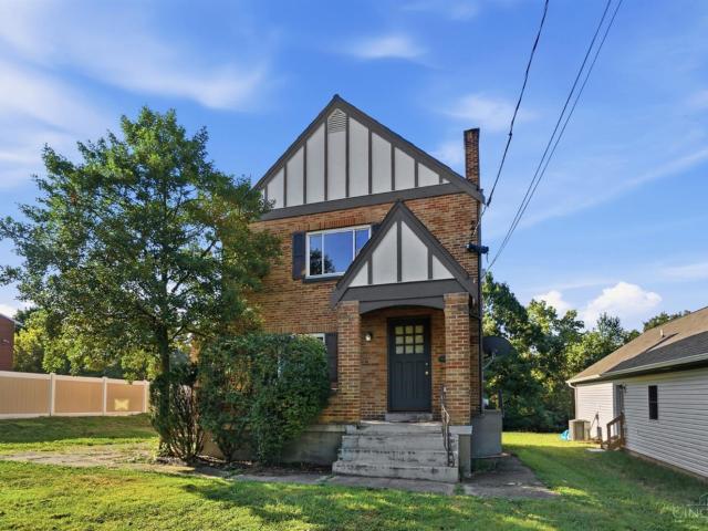 House for sale in Roselawn, Ohio