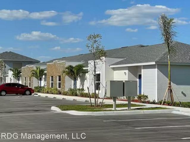 Condo for rent in Cape Coral