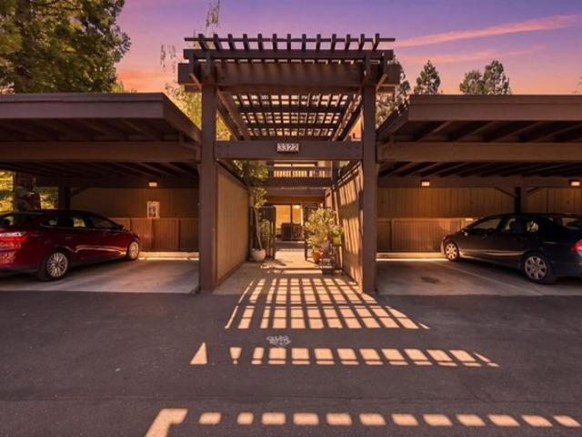 Condo for sale in San Carlos, San Mateo County