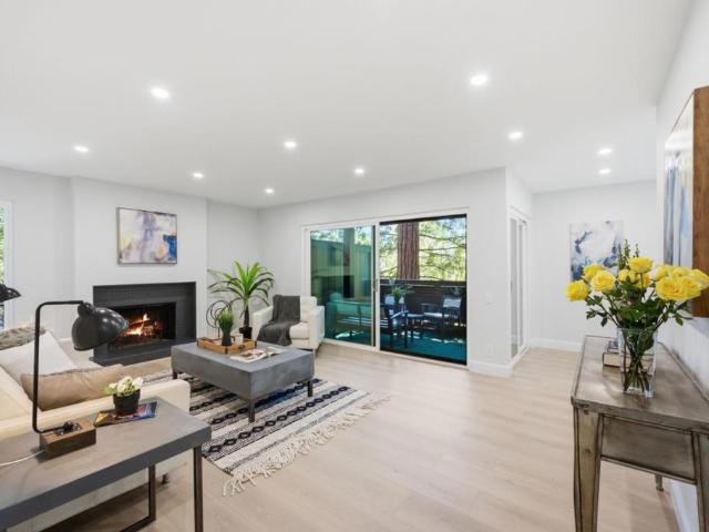 Condo for sale in San Carlos, San Mateo County