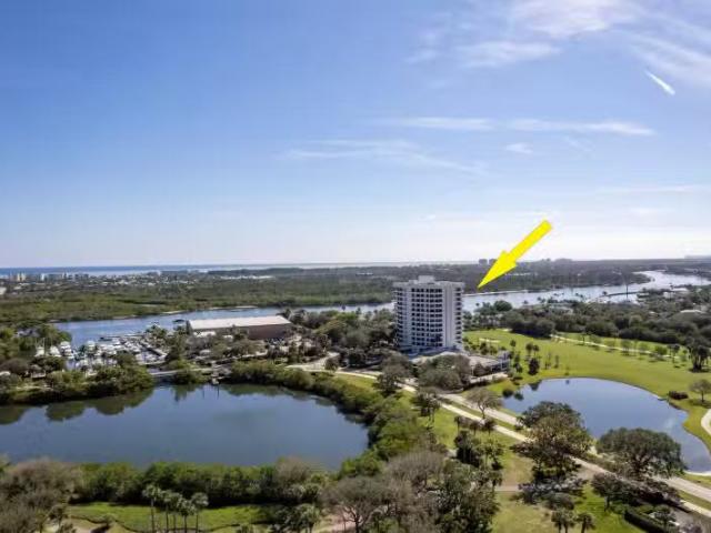 Condo for sale in Jupiter