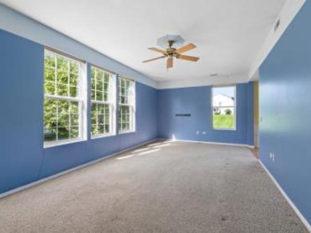 Condo for sale in Ashton Pointe, Aurora