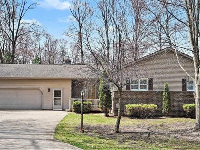 House for sale in Sanford, Michigan