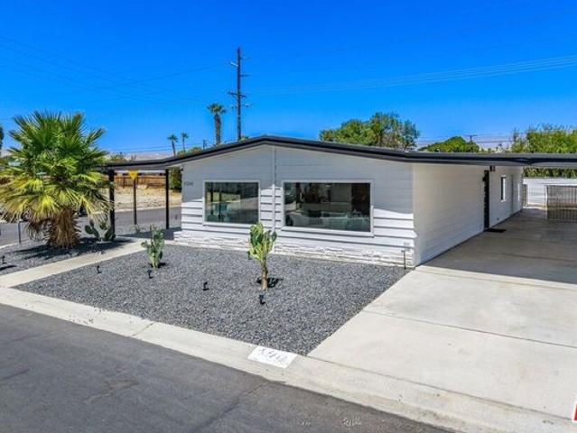House for sale in Thousand Palms, California