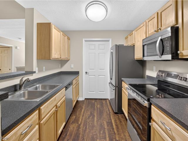 Condo for sale in Summit, Ohio