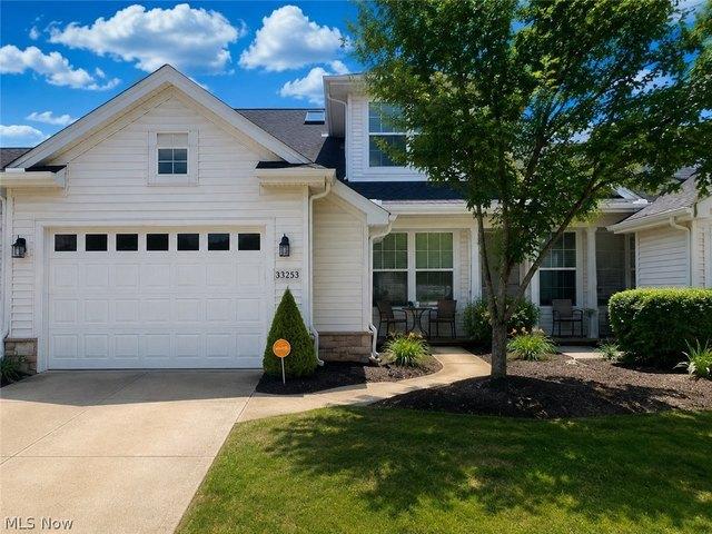 Condo for sale in Avon Lake, Ohio