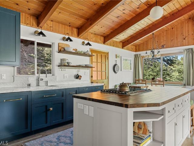 House for sale in Green Valley Lake