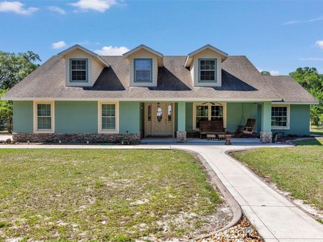 House for sale in Ocklawaha, Florida