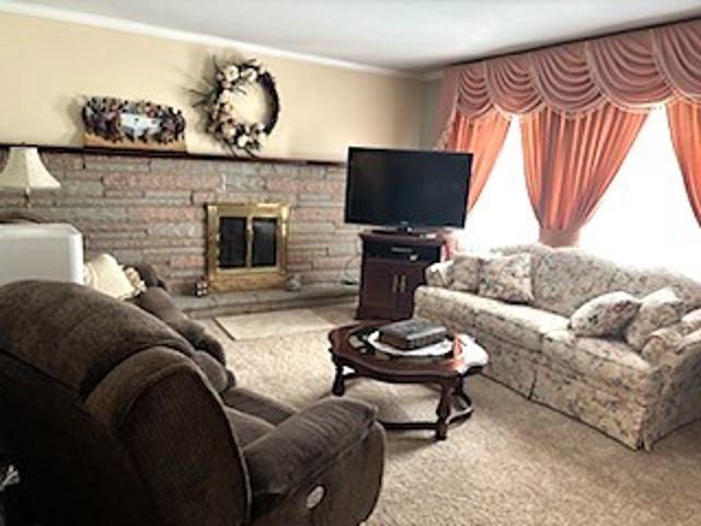 House for sale in New Bedford, Pennsylvania