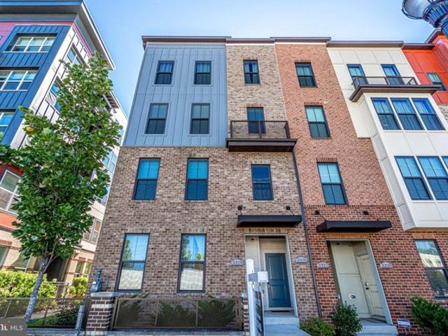 Condo for sale in Hyattsville, Maryland