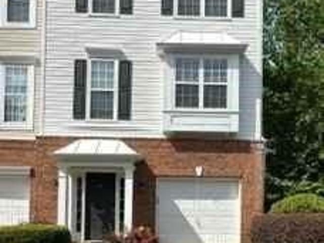 Townhouse for sale in Alpharetta, Georgia