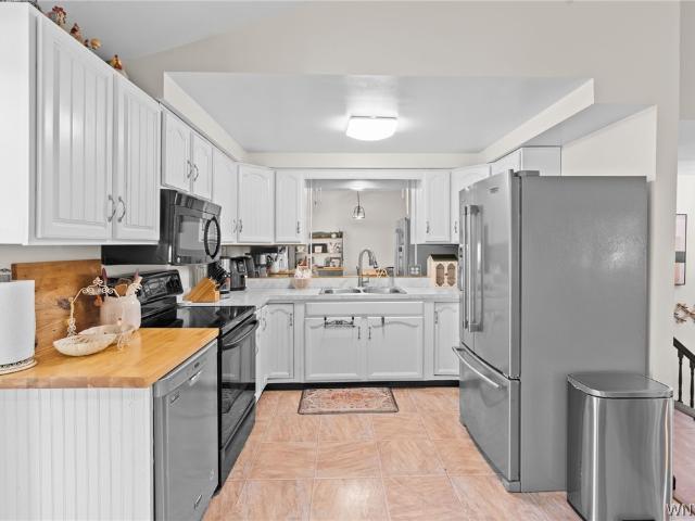 House for sale in Niagara, New York