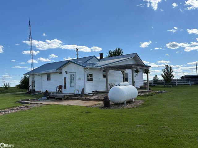 House for sale in Moulton, Iowa