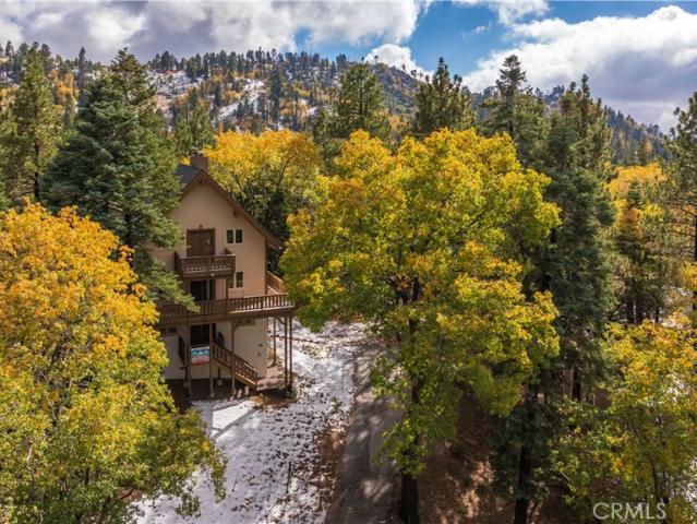 House for sale in Green Valley Lake, California