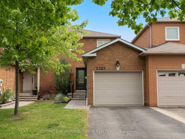Townhouse for sale in Woburn, Ontario