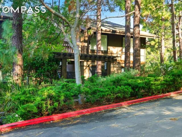 Condo for sale in San Carlos