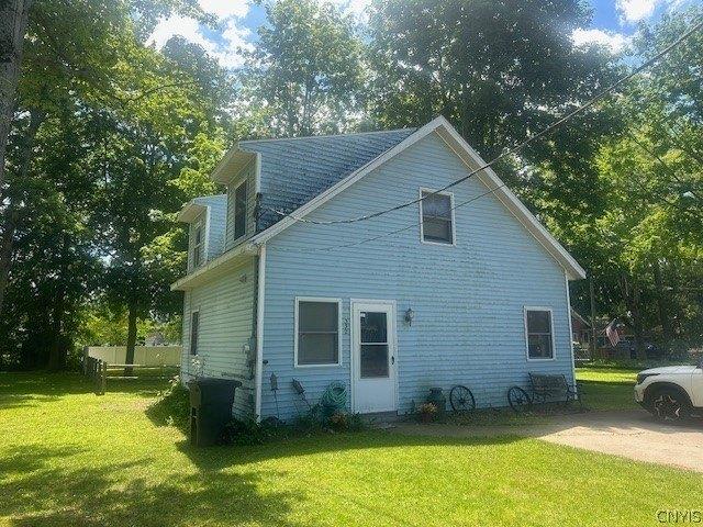 House for sale in Oneida, New York