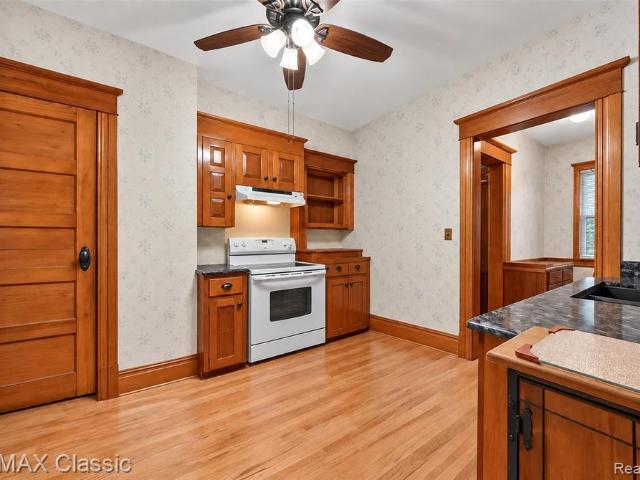 House for sale in Davisburg, Springfield Charter Township