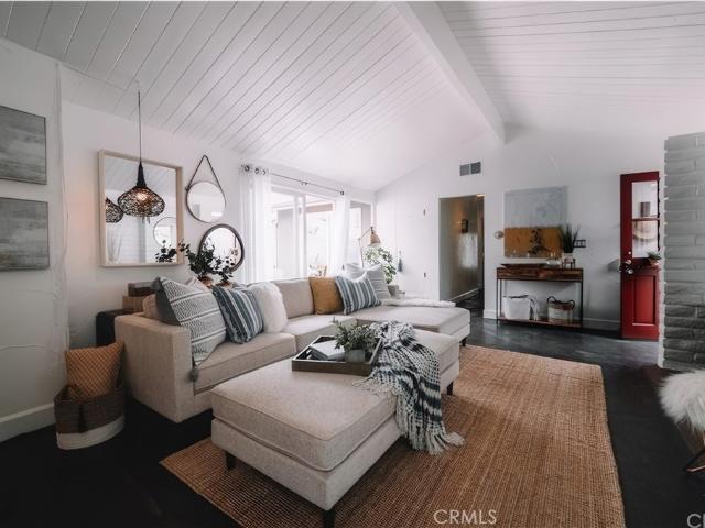 House for sale in Corona Del Mar, California
