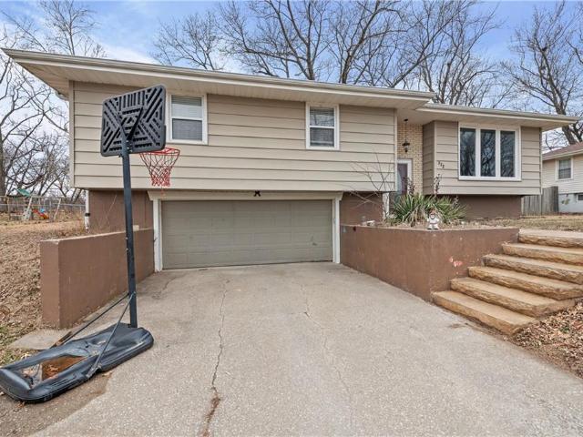 Property for sale in Gower, Missouri