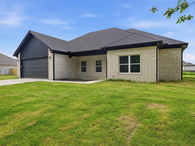 House for sale in Old Austin, Ward