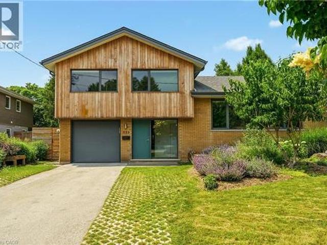 House for sale in Burlington, Ontario