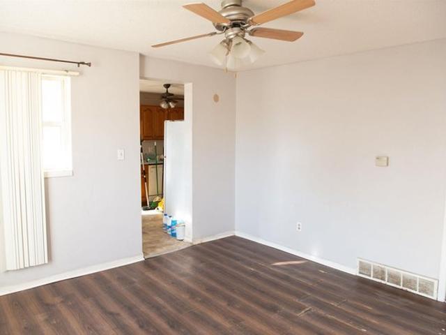 House for sale in Waterloo, Iowa