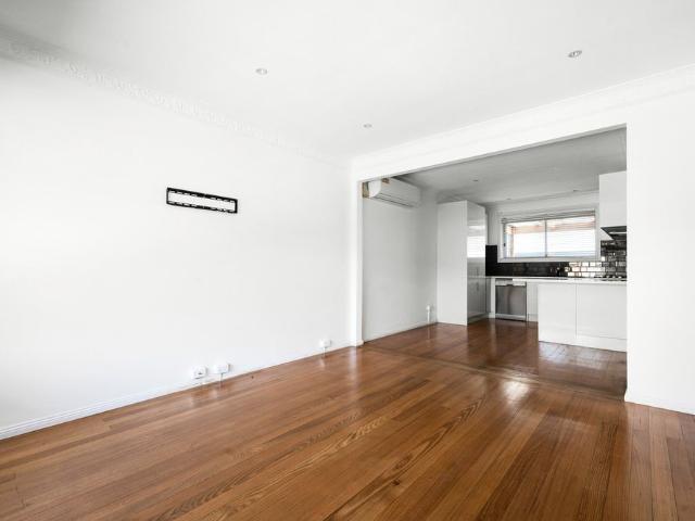 Apartment for rent in Airport West, Melbourne